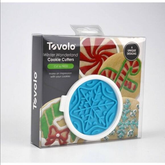 Tovolo Snowflakes Cookie Cutter and 6 Stamps - Picture 2 of 7